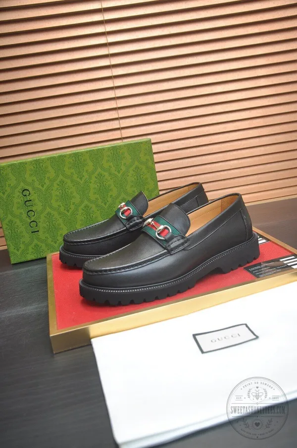 Gucci Black Leather Loafer Shoes with Web Stripe and Interlocking G
